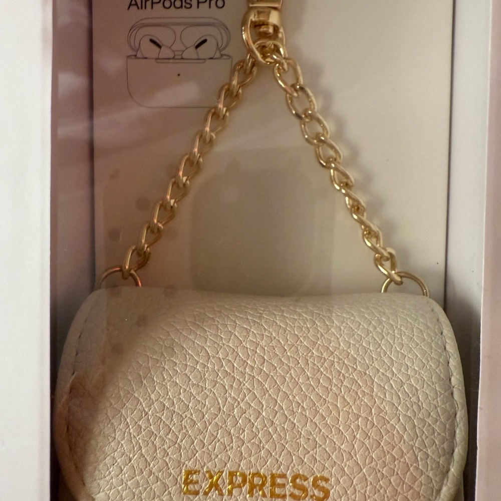 Express AirPods case - Picture 3 of 4
